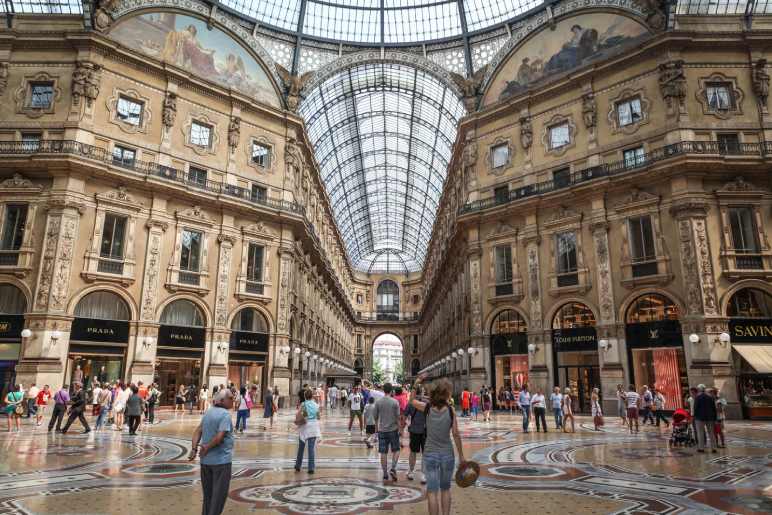 Visit The Grandeur Of Duomo Di Milano