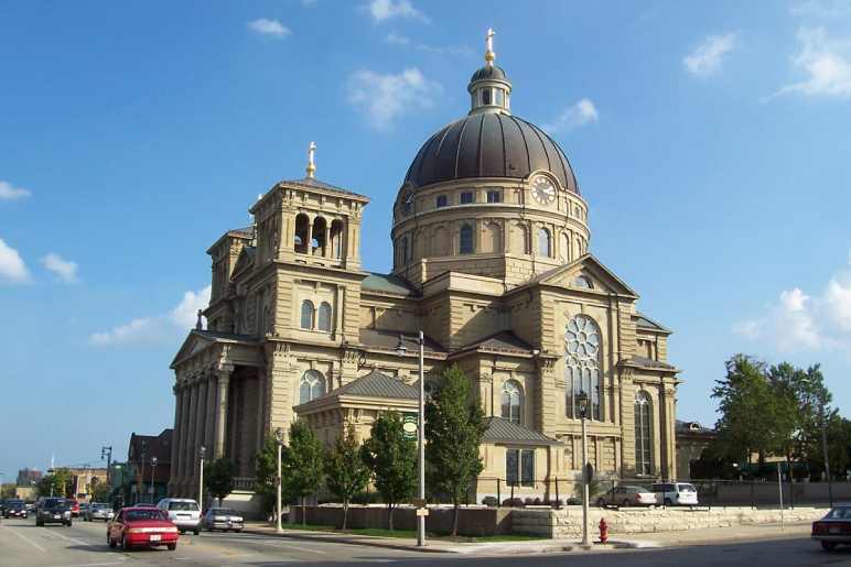 Visit The Basilica Of St. Josaphat