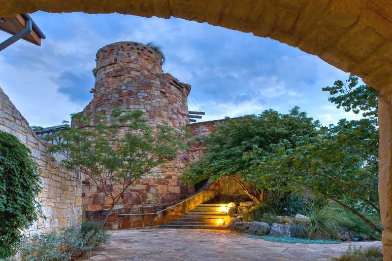  Discover The Wonders Of The Lady Bird Johnson Wildflower Center